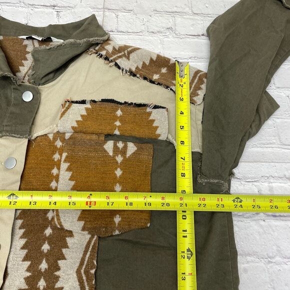 Davi & Dani Women Western Button Snap Shirt Jacket Size Medium Aztec M285 -8 - Picture 3 of 15